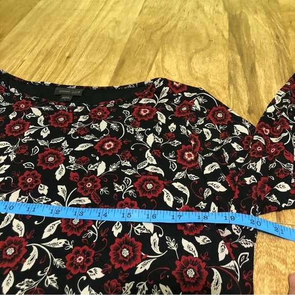 J Jill Wearever Black Red Floral Stretch Long Sleeve Velvet Hem Top Womens Large - Picture 7 of 9